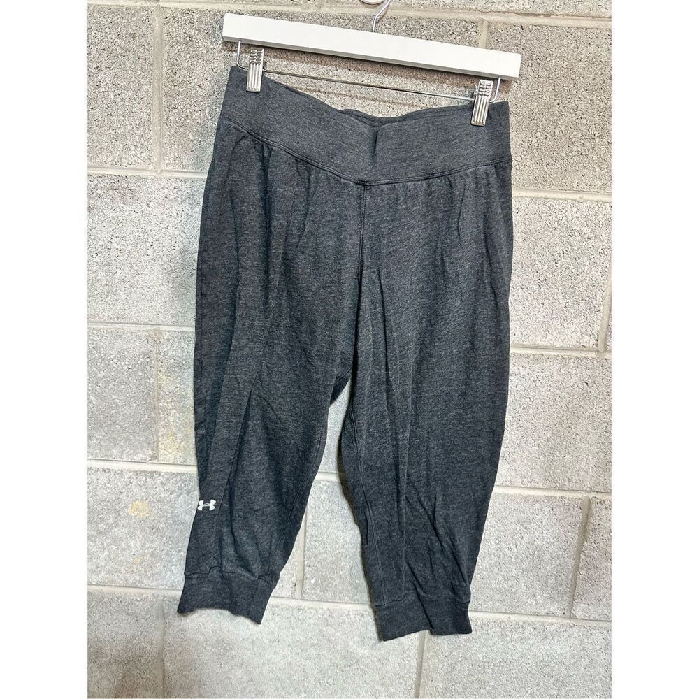 Under Armour Women's Semi Fitted Gray Heat Gear Capri Legging Pants Workout Size